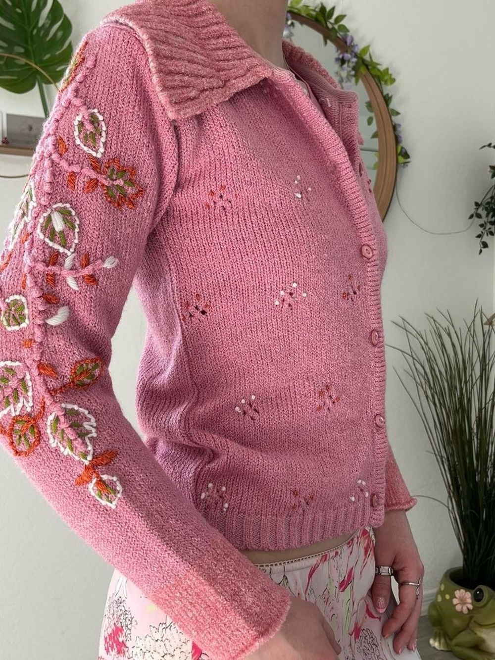 ✧ Pink Embroidered Button-Up Knit Cardigan ✧ - Picture 3 of 6